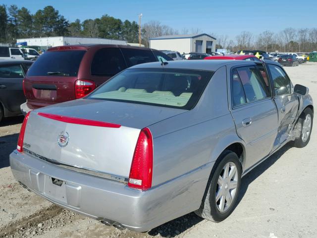 1G6KD57Y46U114013 - 2006 CADILLAC DTS SILVER photo 4