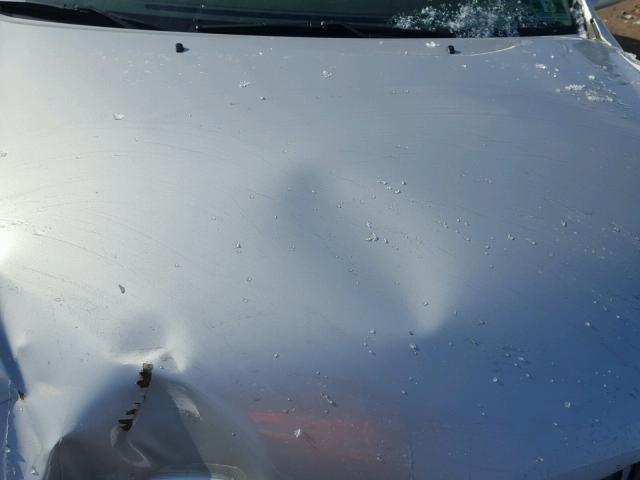 4T1BE32K43U699779 - 2003 TOYOTA CAMRY LE ვერცხლისფერი ფოტო 7