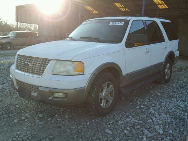 1FMRU17L33LA08738 - 2003 FORD EXPEDITION WHITE photo 2