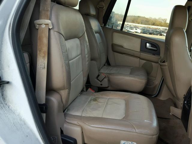 1FMRU17L33LA08738 - 2003 FORD EXPEDITION WHITE photo 6