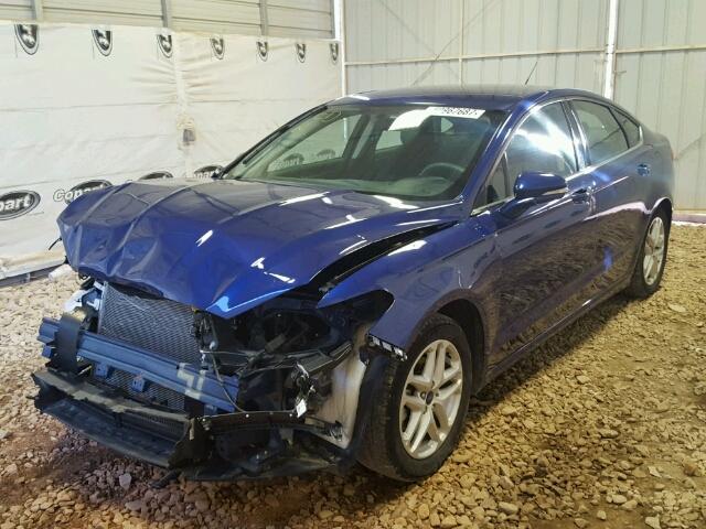 3FA6P0H76GR320401 - 2016 FORD FUSION SE BLUE photo 2