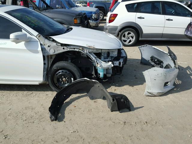 1HGCR2F80FA065043 - 2015 HONDA ACCORD EXL WHITE photo 9