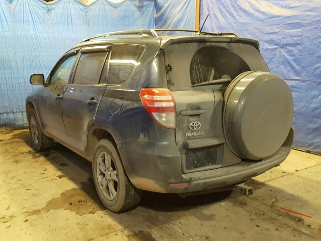 2T3BF4DVXBW098845 - 2011 TOYOTA RAV4 GRAY photo 3