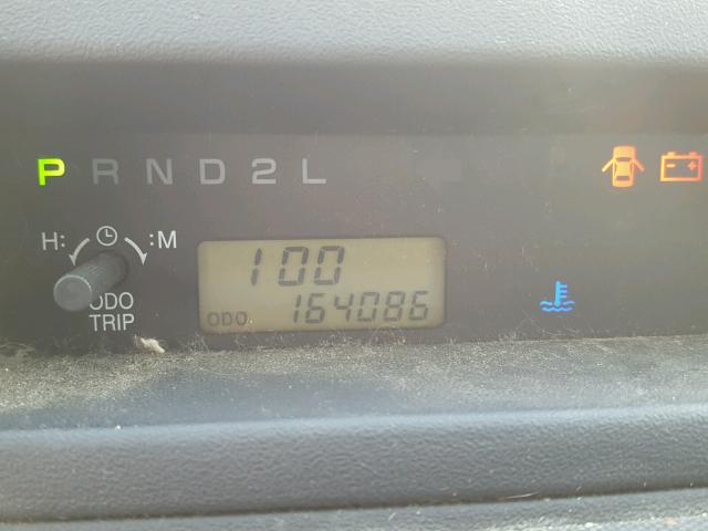 JTLKT324954003534 - 2005 TOYOTA SCION XB GREEN photo 8