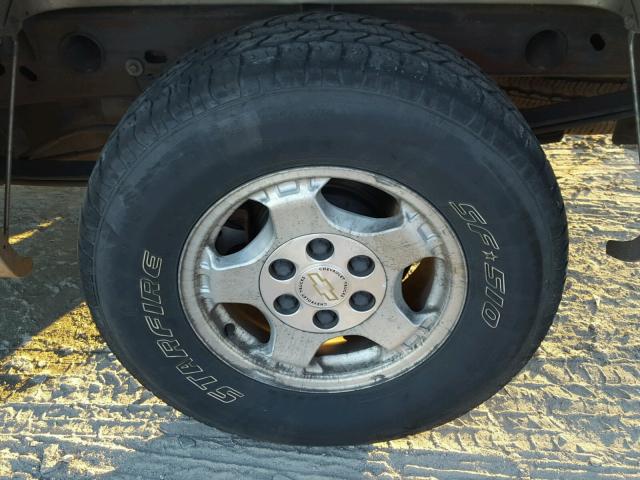 2GCEC19V611316431 - 2001 CHEVROLET SILVERADO GRAY photo 9