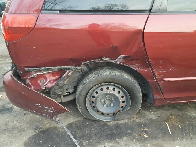 5TDZA23C84S187089 - 2004 TOYOTA SIENNA MAROON photo 9