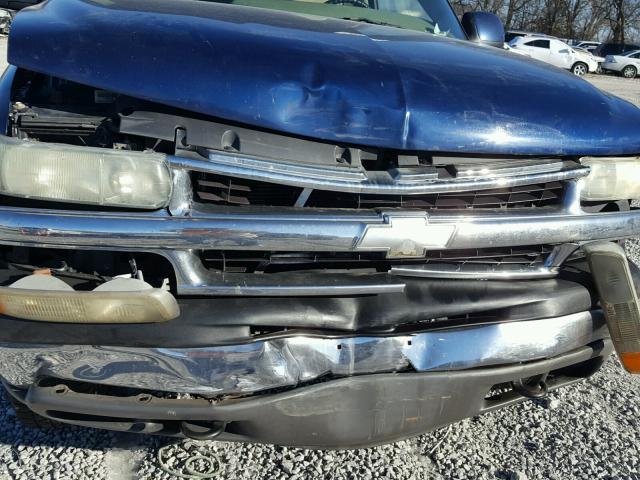 1GNEK13Z33J111745 - 2003 CHEVROLET TAHOE K150 BLUE photo 9