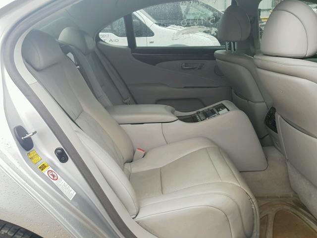 JTHGL46F575015775 - 2007 LEXUS LS 460L SILVER photo 6