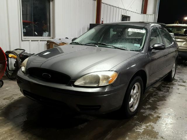 1FAFP53U05A277112 - 2005 FORD TAURUS SE SILVER photo 2