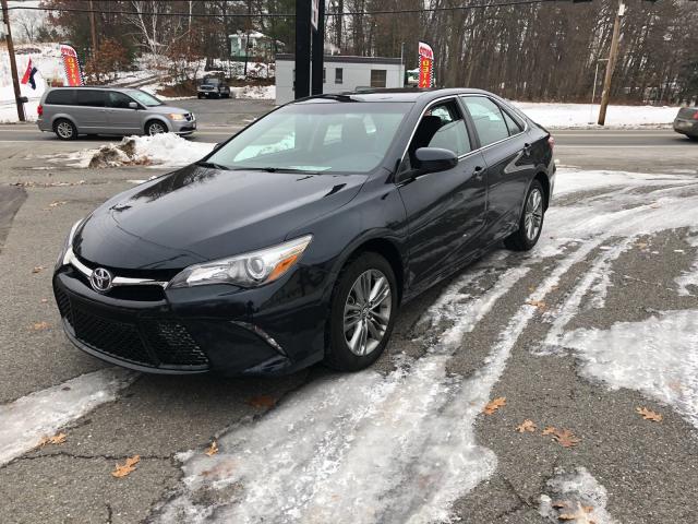 4T1BF1FK4HU391319 - 2017 TOYOTA CAMRY LE 黑色 照片 2