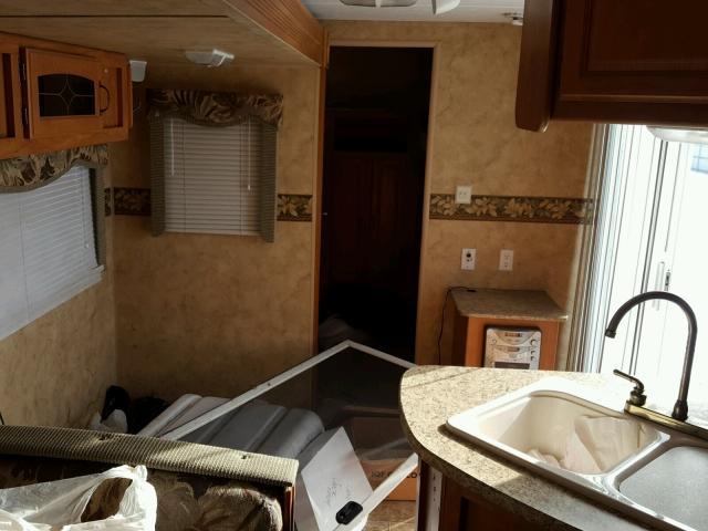 4YDT38B2977203985 - 2007 KEYSTONE HORNET WHITE photo 6