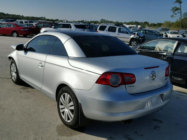 WVWBA71F97V042925 - 2007 VOLKSWAGEN EOS 2.0T SILVER photo 3