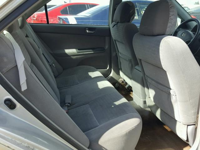 4T1BE32K25U403144 - 2005 TOYOTA CAMRY LE SILVER photo 6