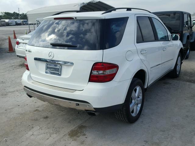 4JGBB75E96A049115 - 2006 MERCEDES-BENZ ML 500 WHITE photo 4