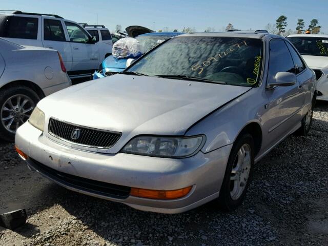 19UYA3147WL006776 - 1998 ACURA 2.3CL SILVER photo 2