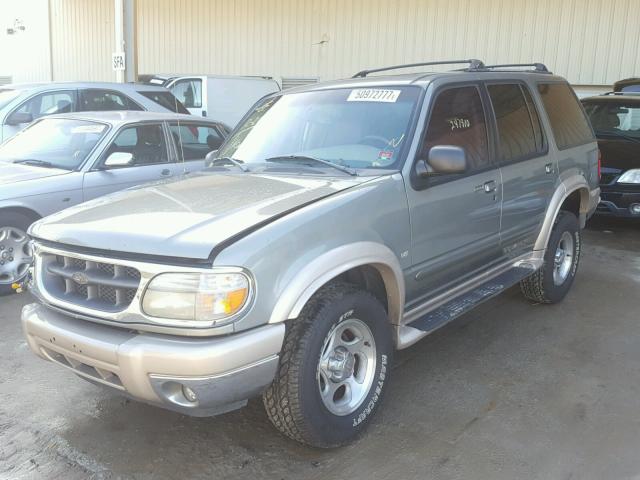 1FMZU35P5XUA15384 - 1999 FORD EXPLORER SILVER photo 2