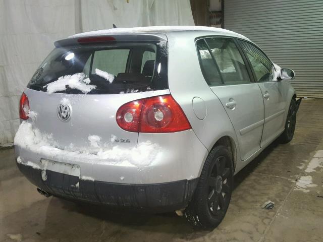 WVWDR91K16W152807 - 2006 VOLKSWAGEN RABBIT GRAY photo 4