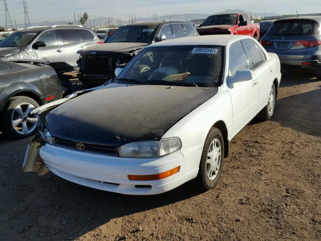 4T1SK12E7NU020582 - 1992 TOYOTA CAMRY LE WHITE photo 2