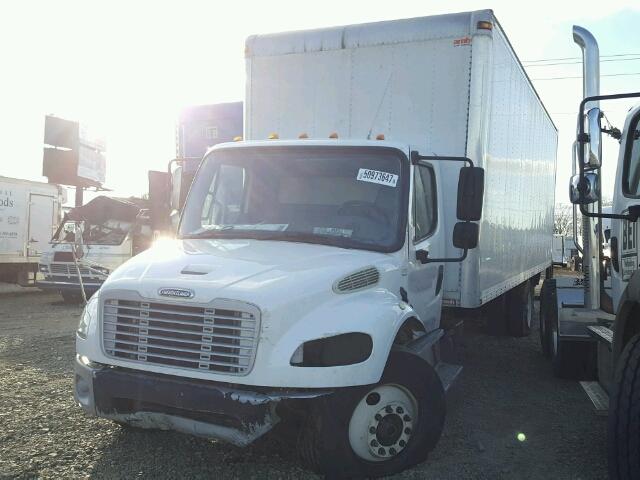 1FVACWDT7DHFJ1108 - 2013 FREIGHTLINER M2 106 MED WHITE photo 2