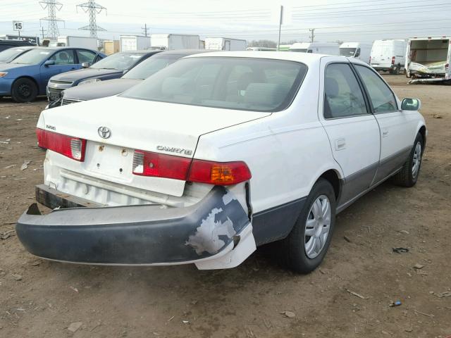 4T1BG22K4YU938887 - 2000 TOYOTA CAMRY CE WHITE photo 4