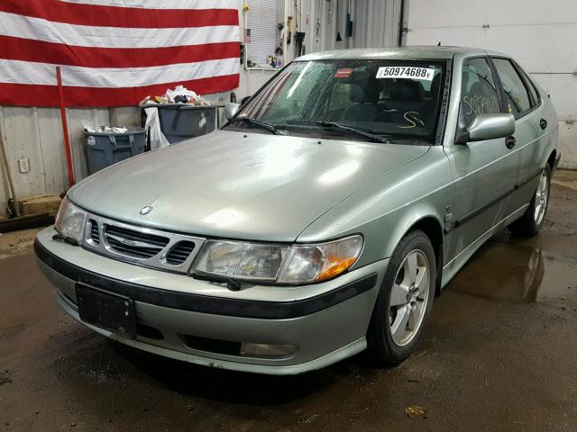 YS3DF58K922000324 - 2002 SAAB 9-3 SE GREEN photo 2