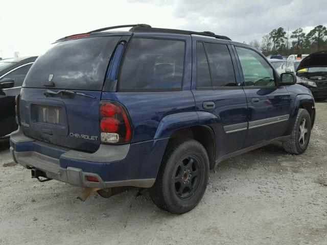 1GNDS13S122444209 - 2002 CHEVROLET TRAILBLAZE BLUE photo 4