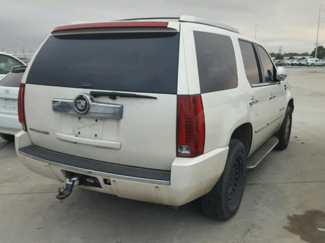 1GYFK63847R209539 - 2007 CADILLAC ESCALADE L WHITE photo 4