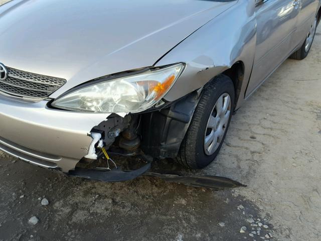 4T1BE32K32U036850 - 2002 TOYOTA CAMRY LE ყავისფერი ფოტო 9