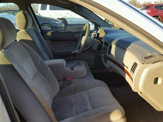 2G1WF55E029326411 - 2002 CHEVROLET IMPALA 白色 照片 5