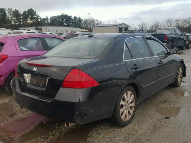 1HGCM66547A038859 - 2007 HONDA ACCORD EX BLACK photo 4