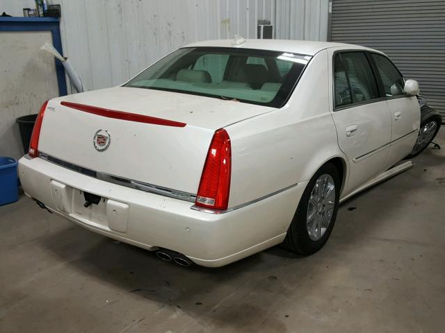 1G6KH5E65BU122279 - 2011 CADILLAC DTS PREMIU WHITE photo 4