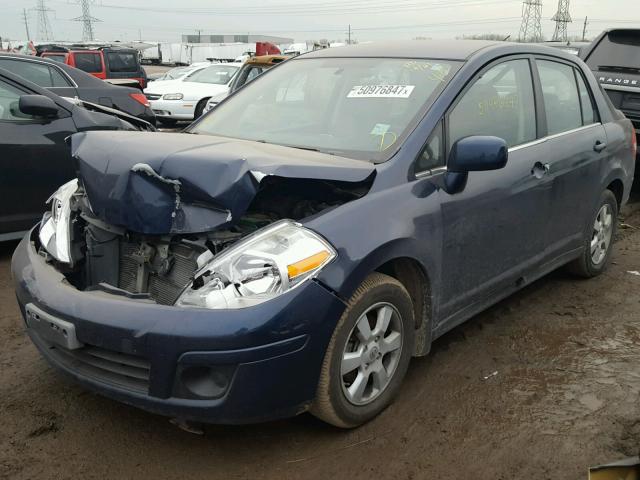 3N1BC11E97L454652 - 2007 NISSAN VERSA S BLUE photo 2