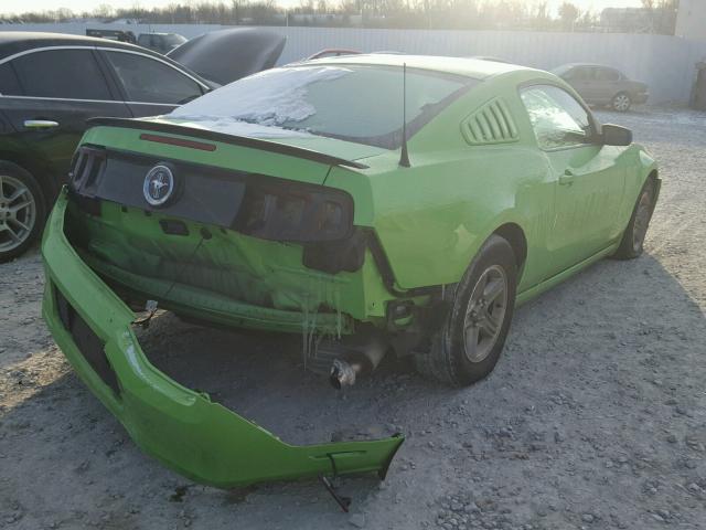 1ZVBP8AM6E5319849 - 2014 FORD MUSTANG GREEN photo 4