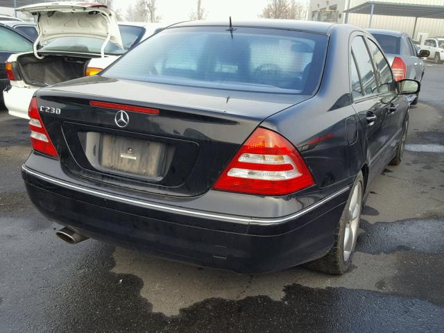 WDBRF52H96A899593 - 2006 MERCEDES-BENZ C GENERATI BLACK photo 4