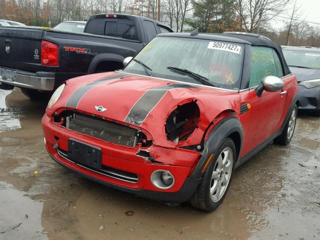 WMWMR3C56ATU97066 - 2010 MINI COOPER RED photo 2