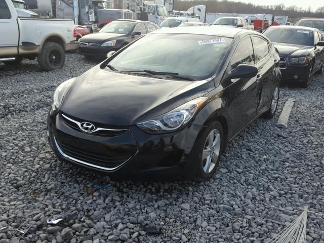 5NPDH4AE0DH382518 - 2013 HYUNDAI ELANTRA GL BLACK photo 2