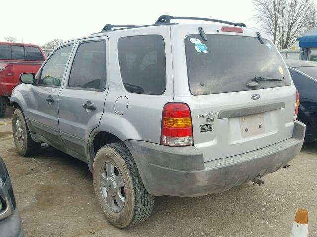 1FMYU03134KA49503 - 2004 FORD ESCAPE XLT BLUE photo 3