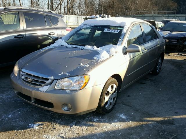 KNAFE121565356931 - 2006 KIA NEW SPECTR TAN photo 2