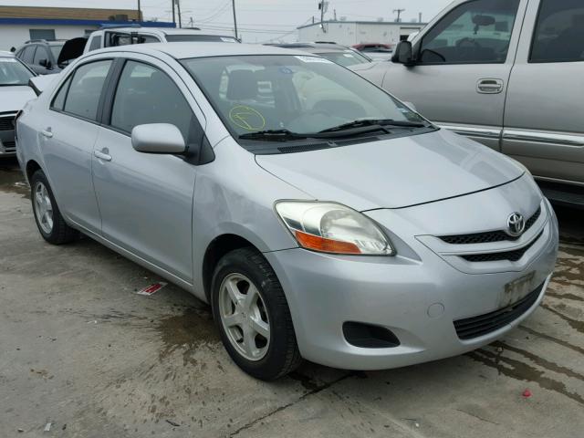 JTDBT923571085675 - 2007 TOYOTA YARIS SILVER photo 1