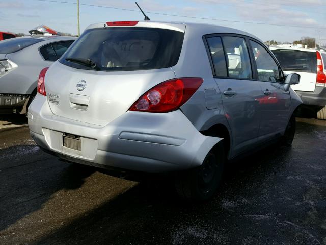 3N1BC1CP2BL461014 - 2011 NISSAN VERSA S SILVER photo 4