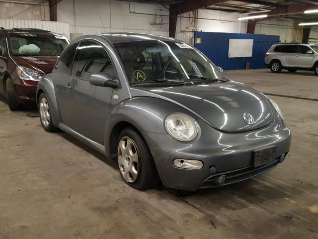 3VWCP21C02M419010 - 2002 VOLKSWAGEN NEW BEETLE 灰色 照片 1