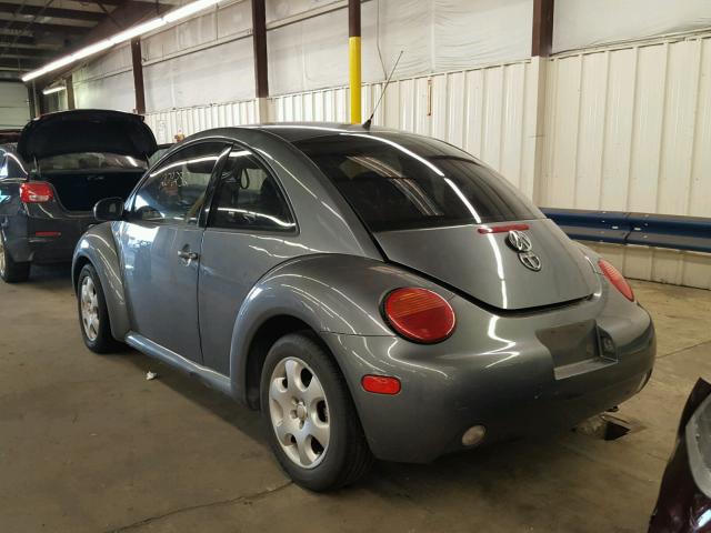 3VWCP21C02M419010 - 2002 VOLKSWAGEN NEW BEETLE 灰色 照片 3