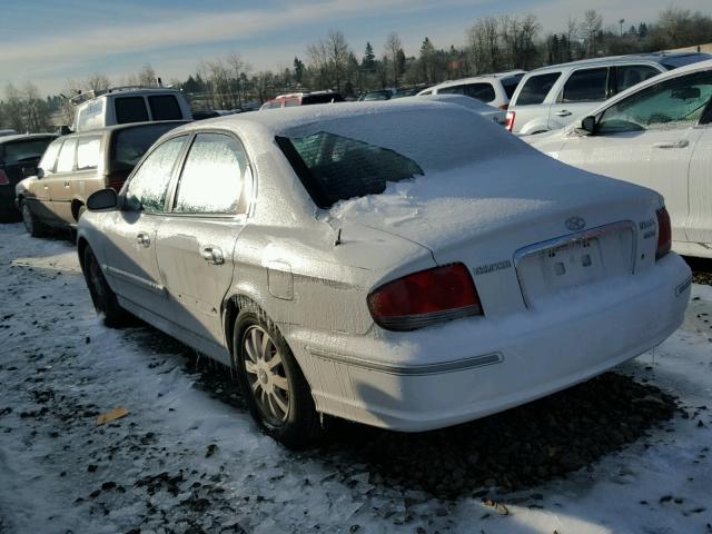 KMHWF35H32A647025 - 2002 HYUNDAI SONATA GLS WHITE photo 3