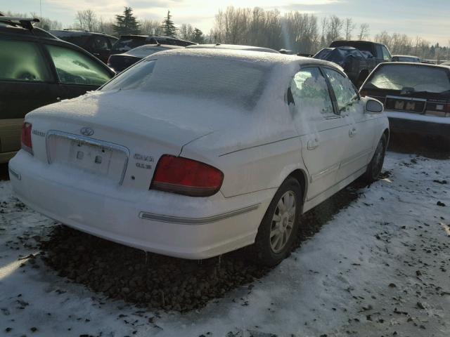 KMHWF35H32A647025 - 2002 HYUNDAI SONATA GLS WHITE photo 4