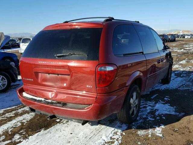 2D4GP44L97R217149 - 2007 DODGE GRAND CARA RED photo 4