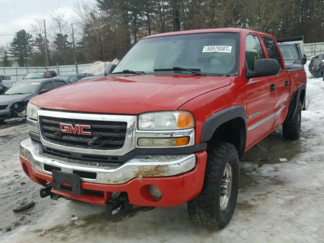 1GTHK23U64F137826 - 2004 GMC SIERRA K25 RED photo 2