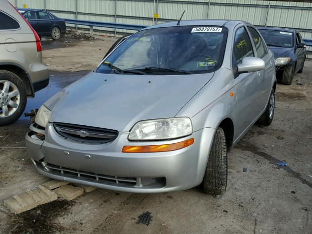 KL1TD526X4B123600 - 2004 CHEVROLET AVEO SILVER photo 2