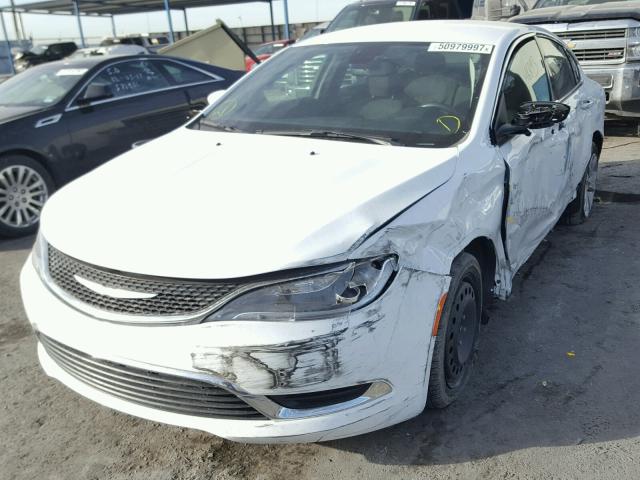 1C3CCCAB5GN152752 - 2016 CHRYSLER 200 LIMITE WHITE photo 2