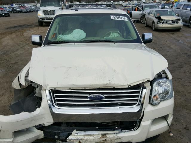 1FMEU65E87UB36716 - 2007 FORD EXPLORER L CREAM photo 7