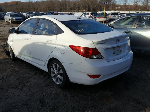 KMHCU4AE9CU269660 - 2012 HYUNDAI ACCENT GLS WHITE photo 3